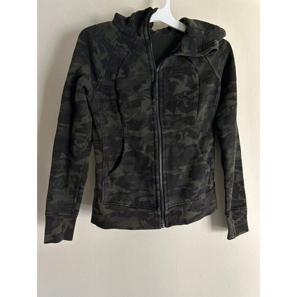 Lululemon Women’s Scuba Full-Zip Hoodie Green Camo size 6 - Picture 1 of 5